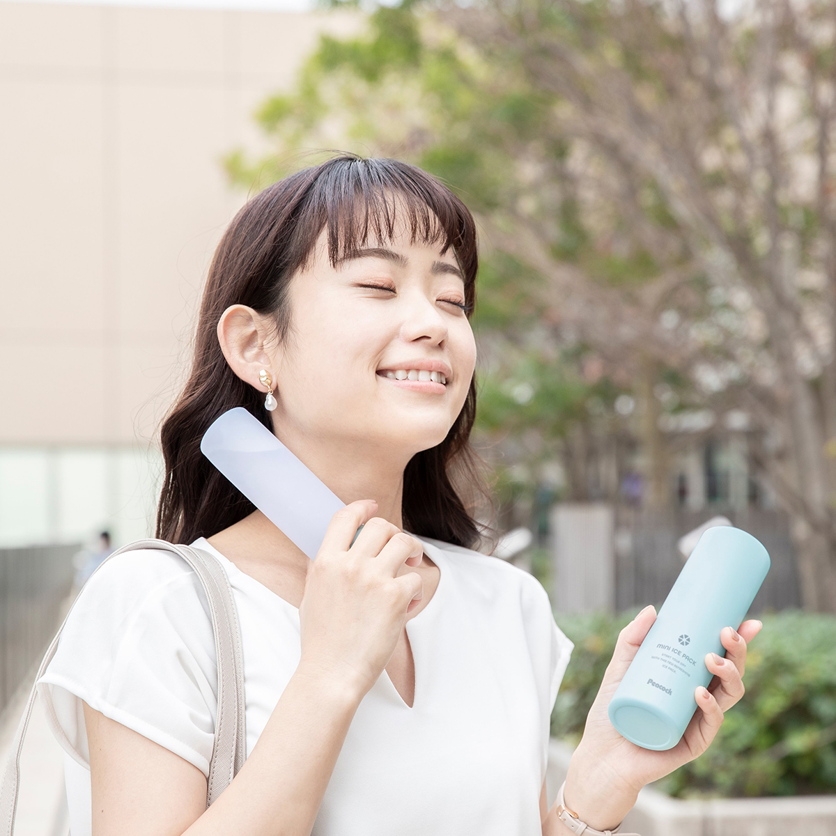 Peacock アイスパックポケット携帯シリコーン氷のう M