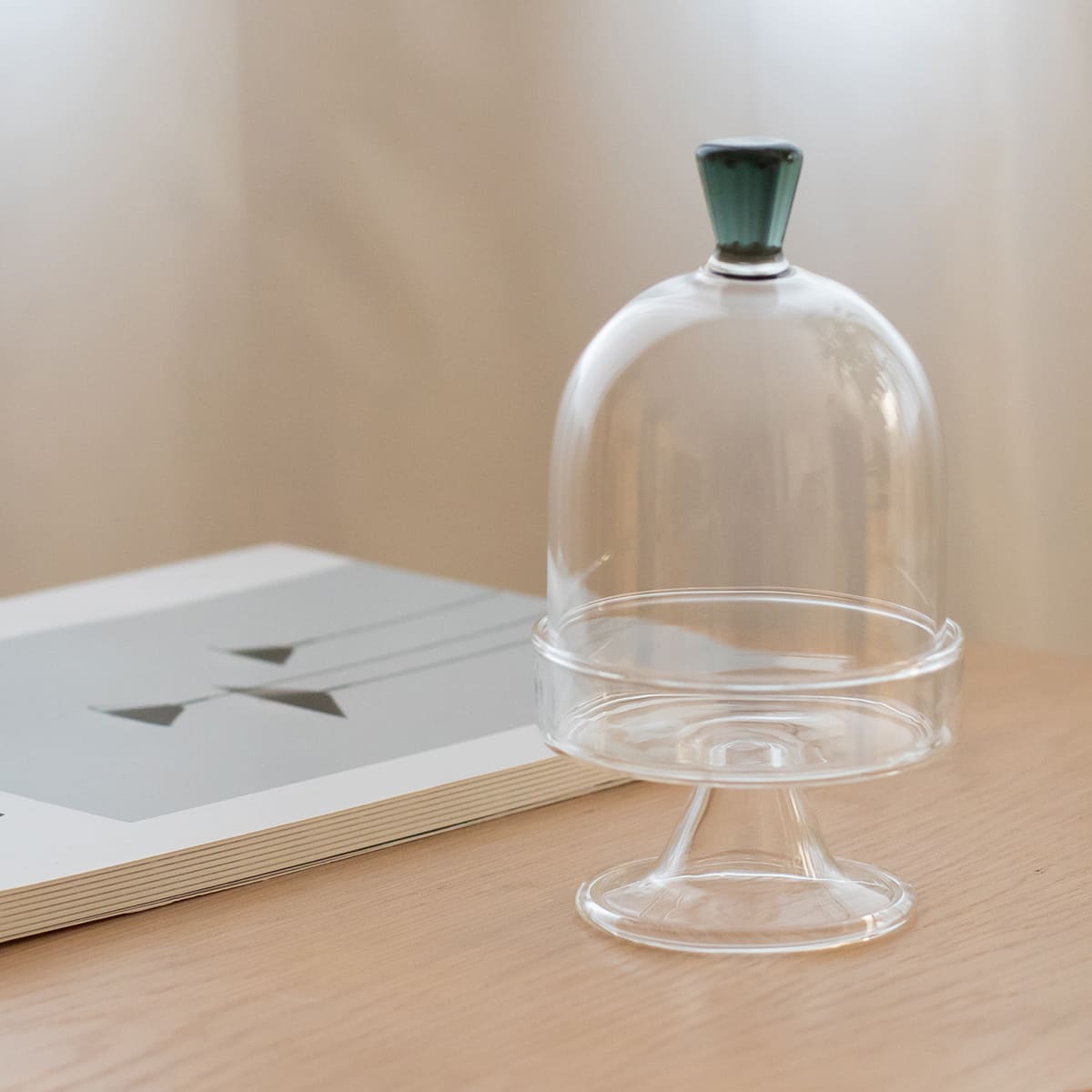 香皿としても使える 蓋付きガラスのミニコンポート M