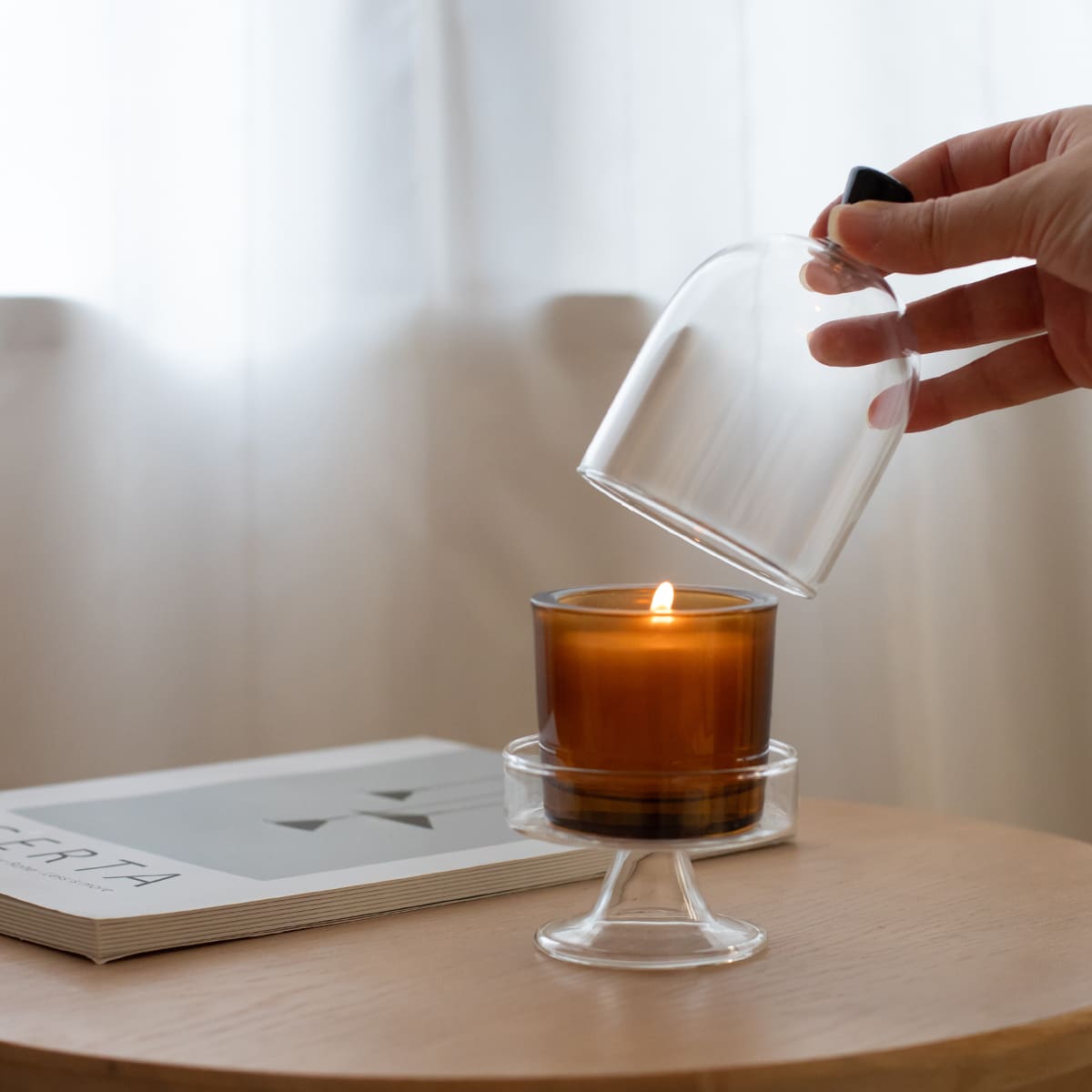 香皿としても使える 蓋付きガラスのミニコンポート M