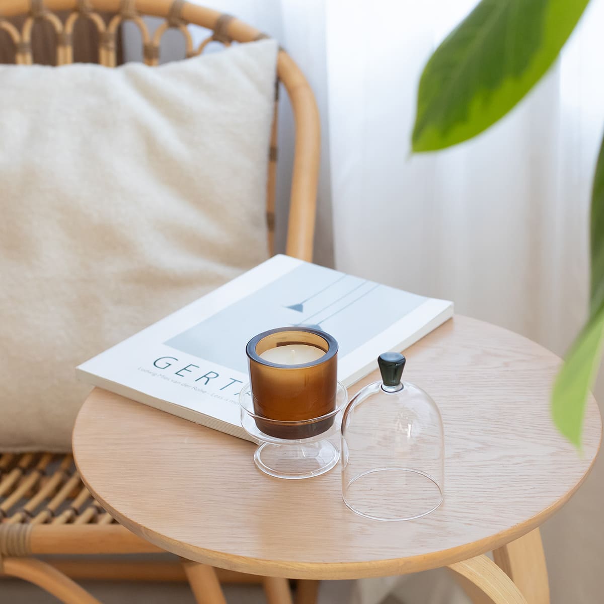 香皿としても使える 蓋付きガラスのミニコンポート M