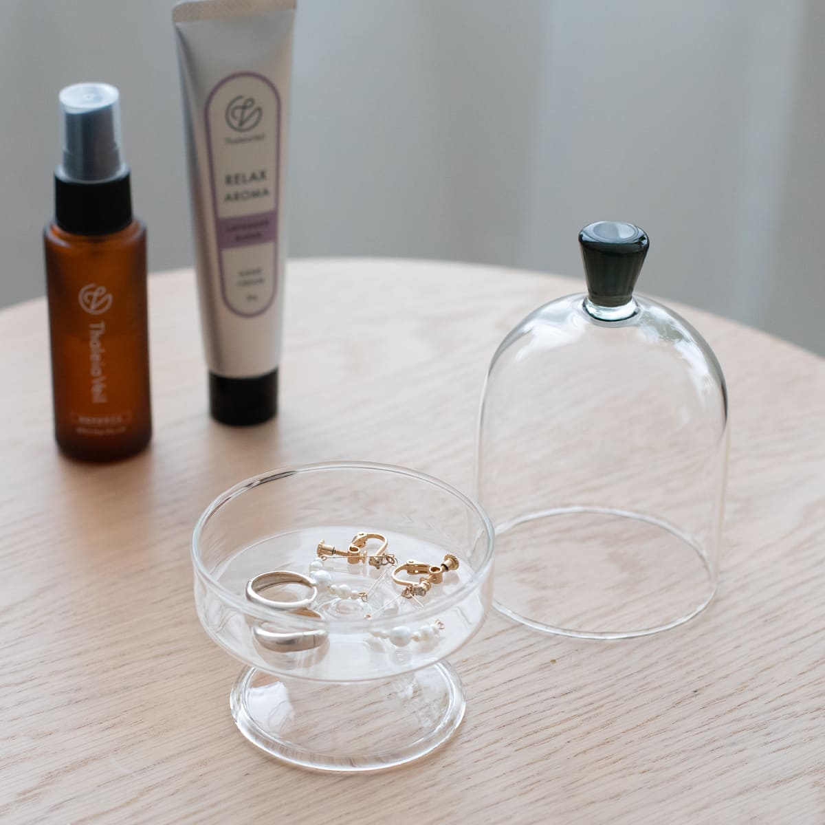 香皿としても使える 蓋付きガラスのミニコンポート M