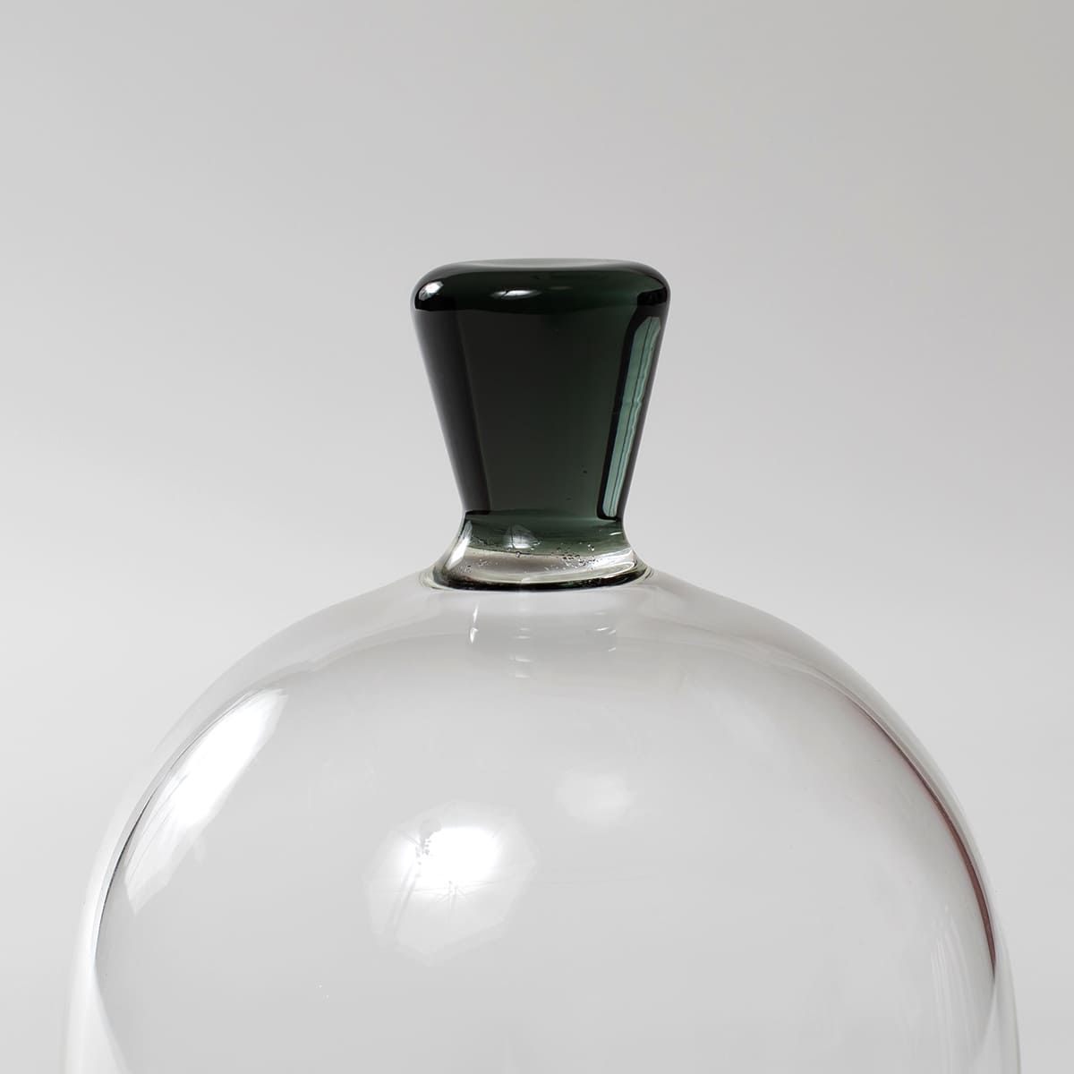 香皿としても使える 蓋付きガラスのミニコンポート M