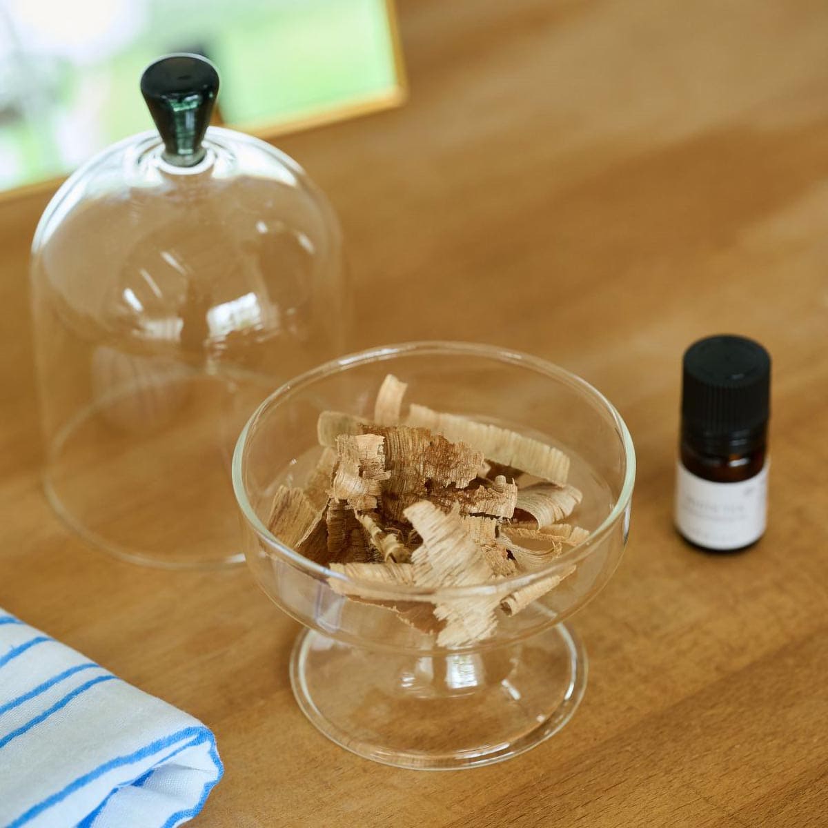 香皿としても使える 蓋付きガラスのミニコンポート L