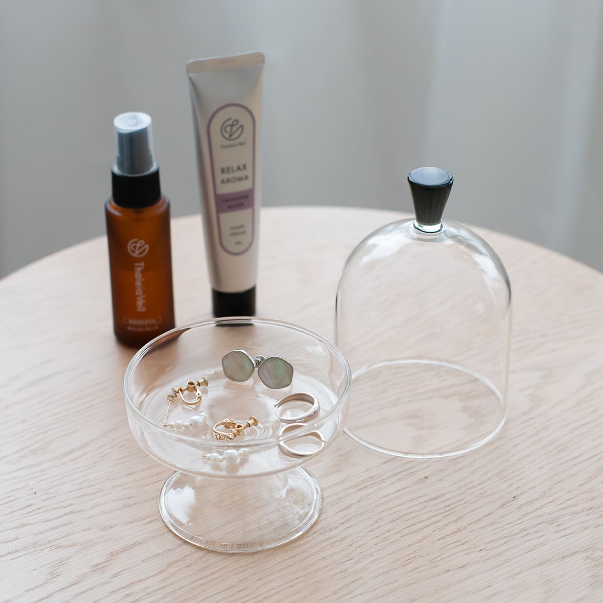 香皿としても使える 蓋付きガラスのミニコンポート L