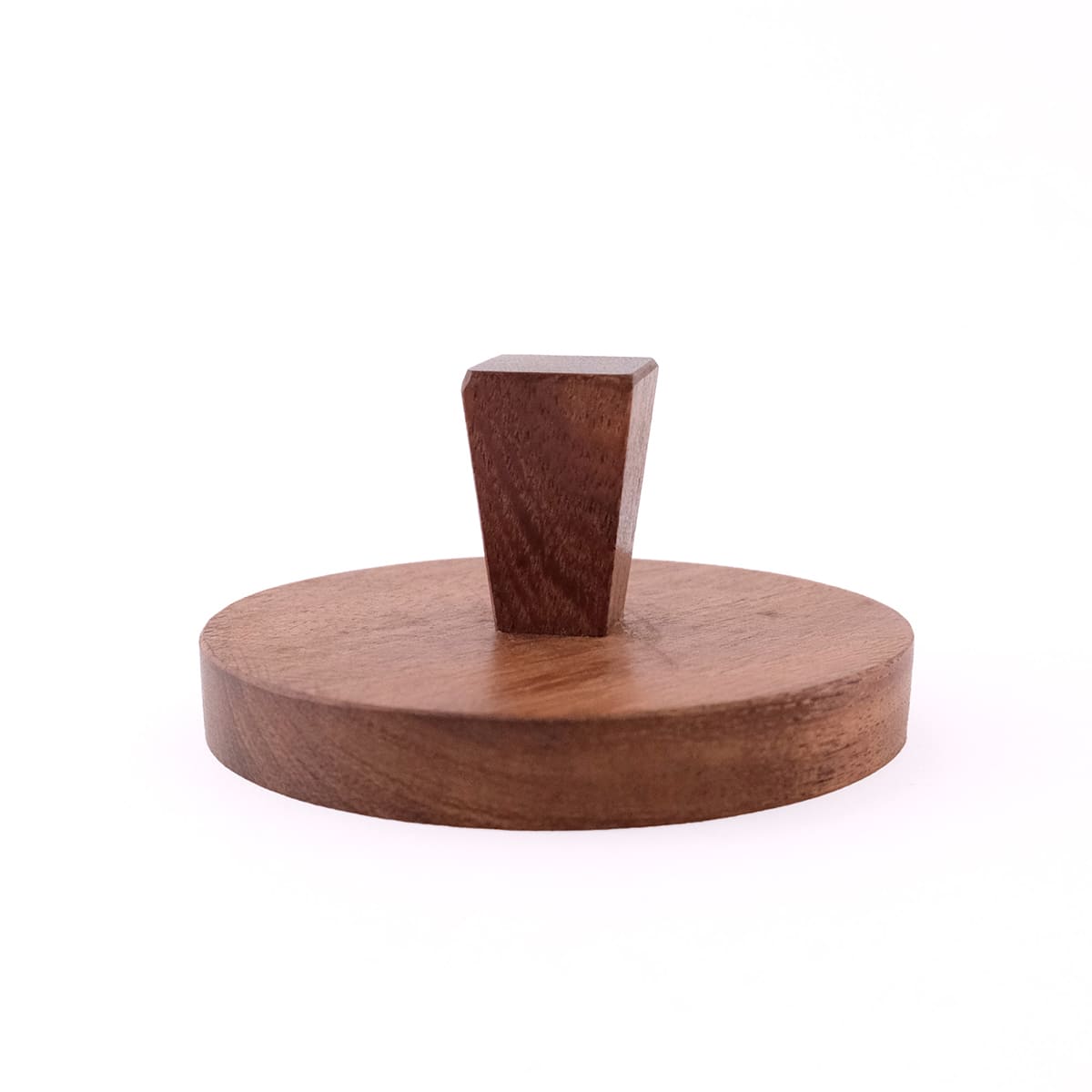 ミラー付きの木の小物入れ