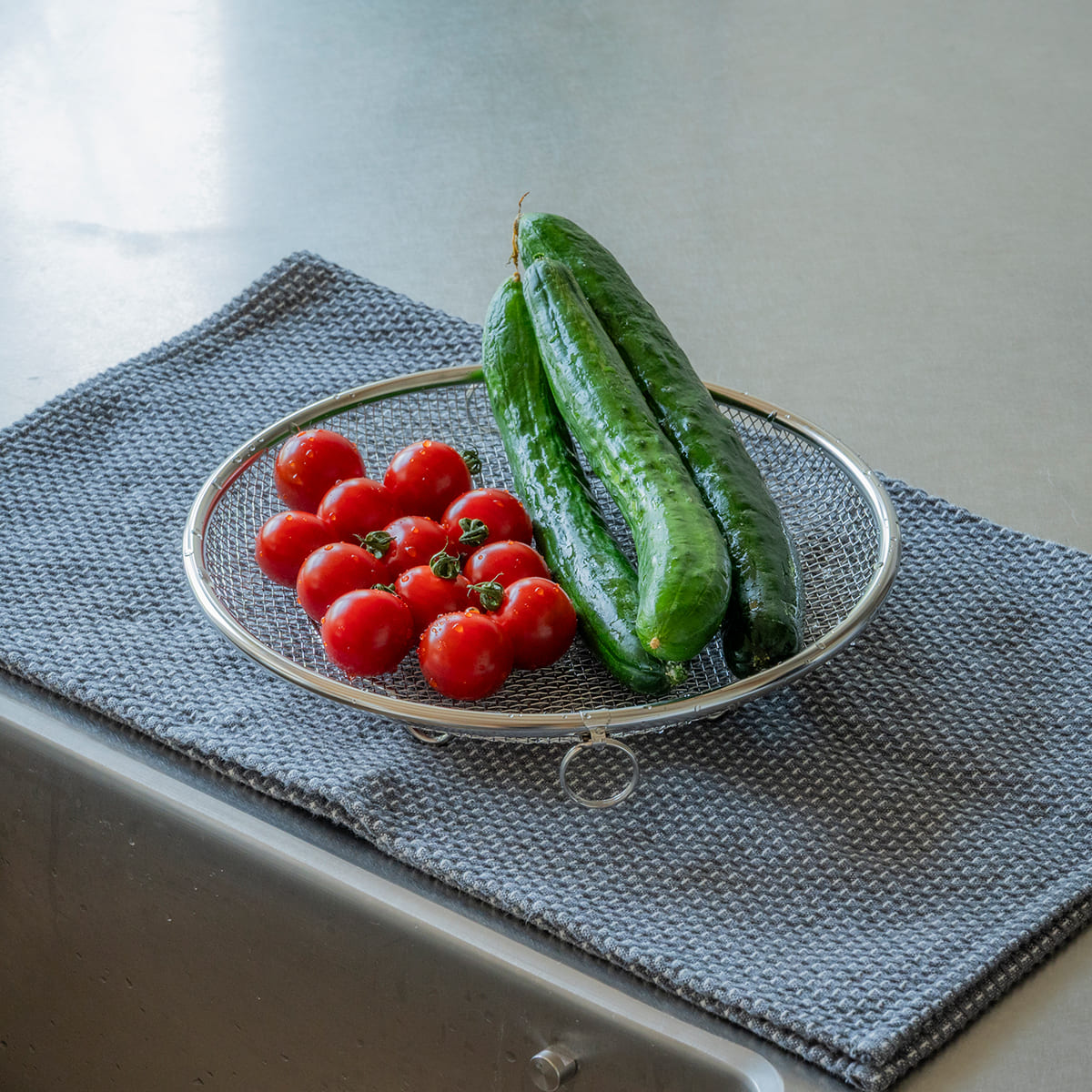 【bws SELECTION】盆ざる22cm 持ち上げフック付き