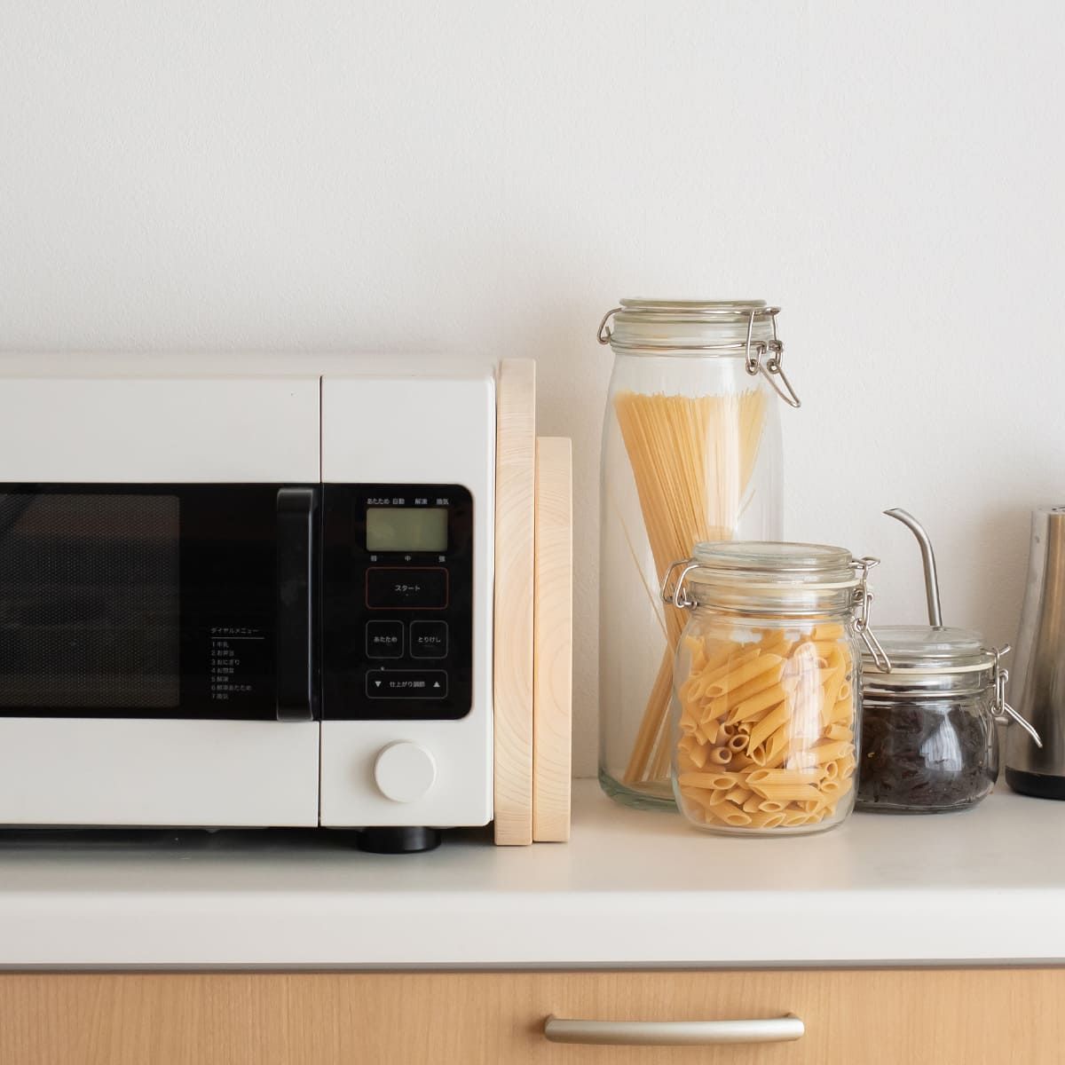 飛騨ひのき スタンド付き丸型まな板 S