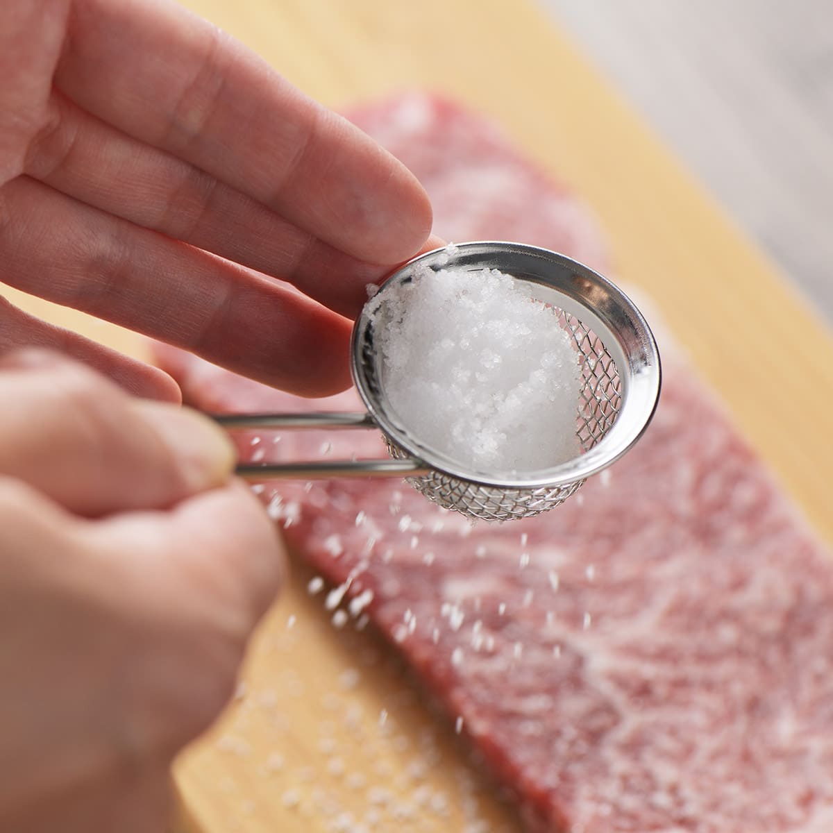 【and】ステンレス粗塩ふり
