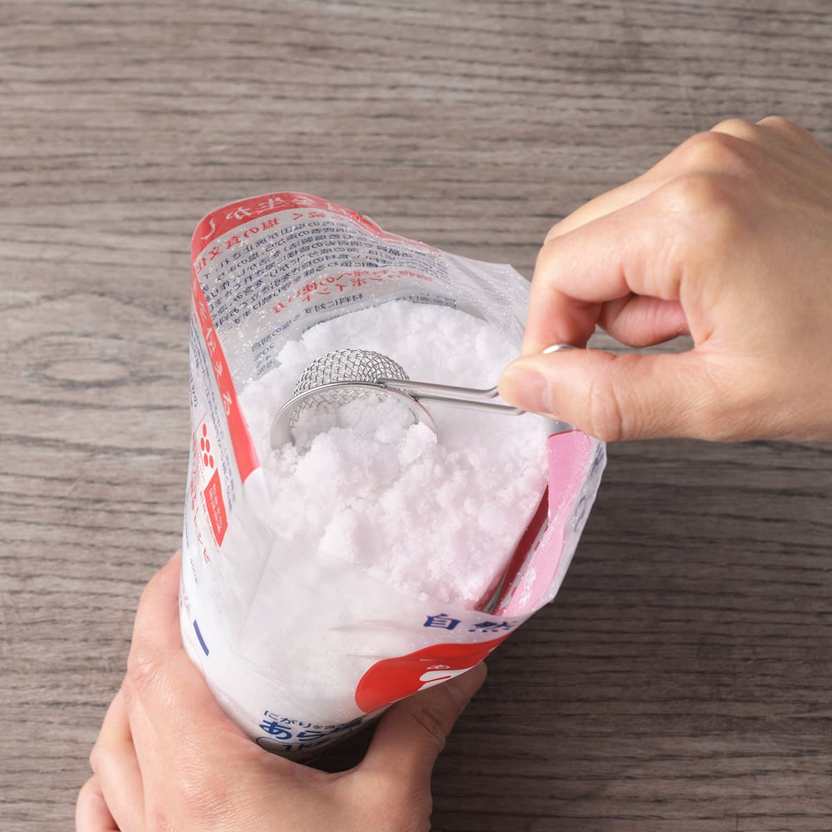 【and】ステンレス粗塩ふり