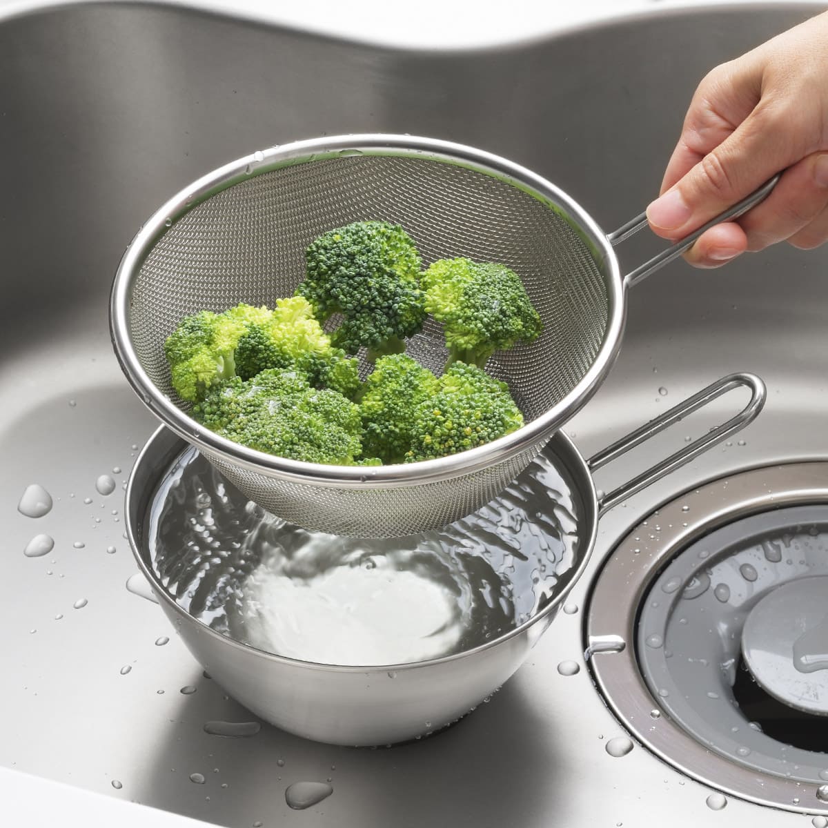 【and】ステンレス手付きストレーナー16cm深型