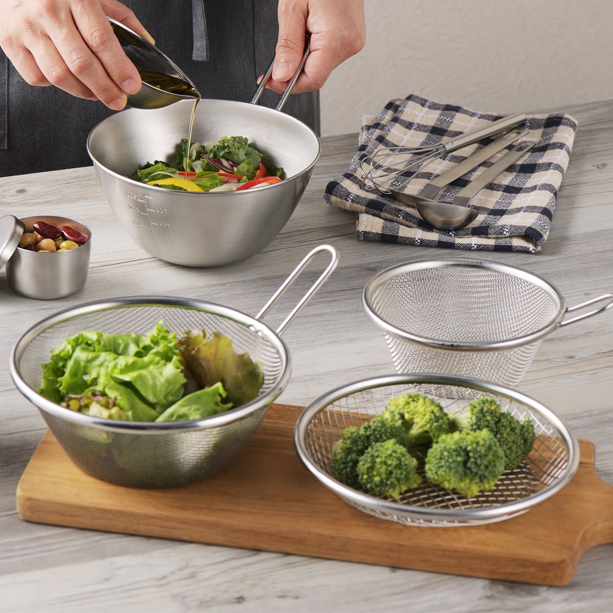 【and】ステンレス浅型ザル16cm