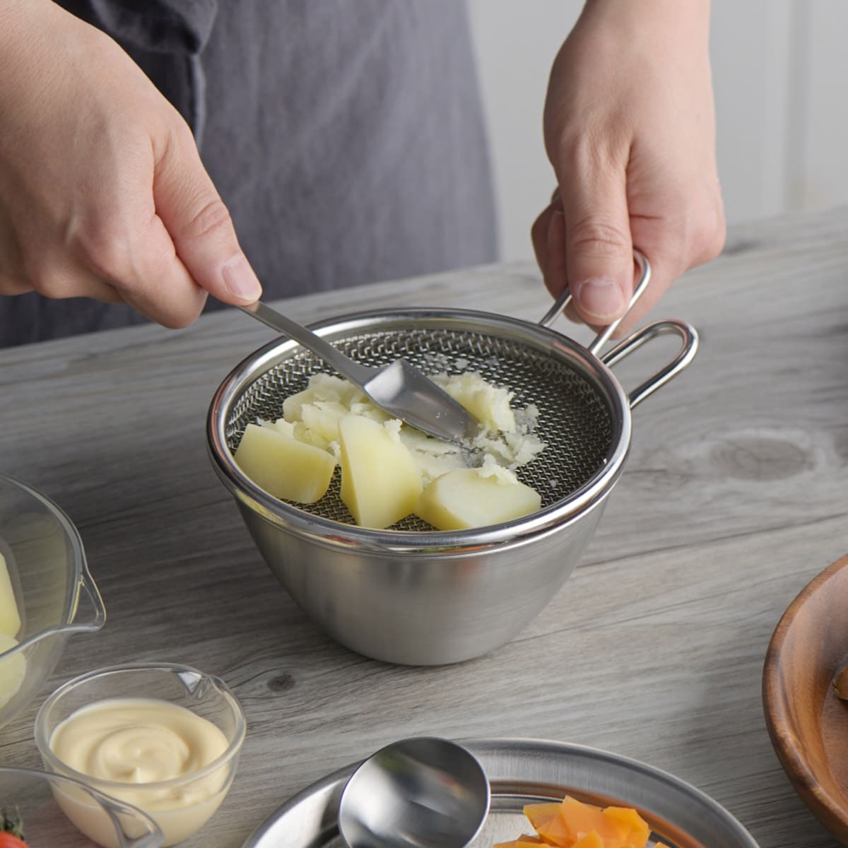 【and】ステンレス手付きボウル13cm