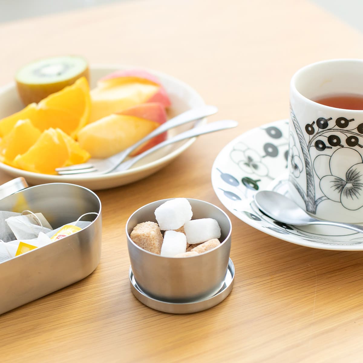 【and】ステンレスまる缶