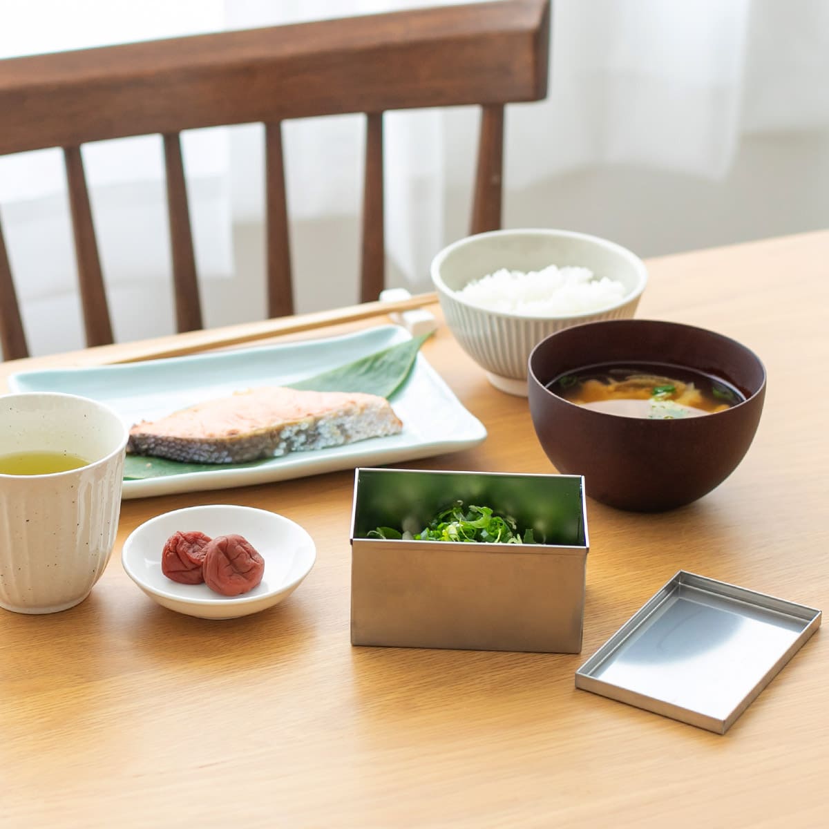 【and】ステンレス角缶 中