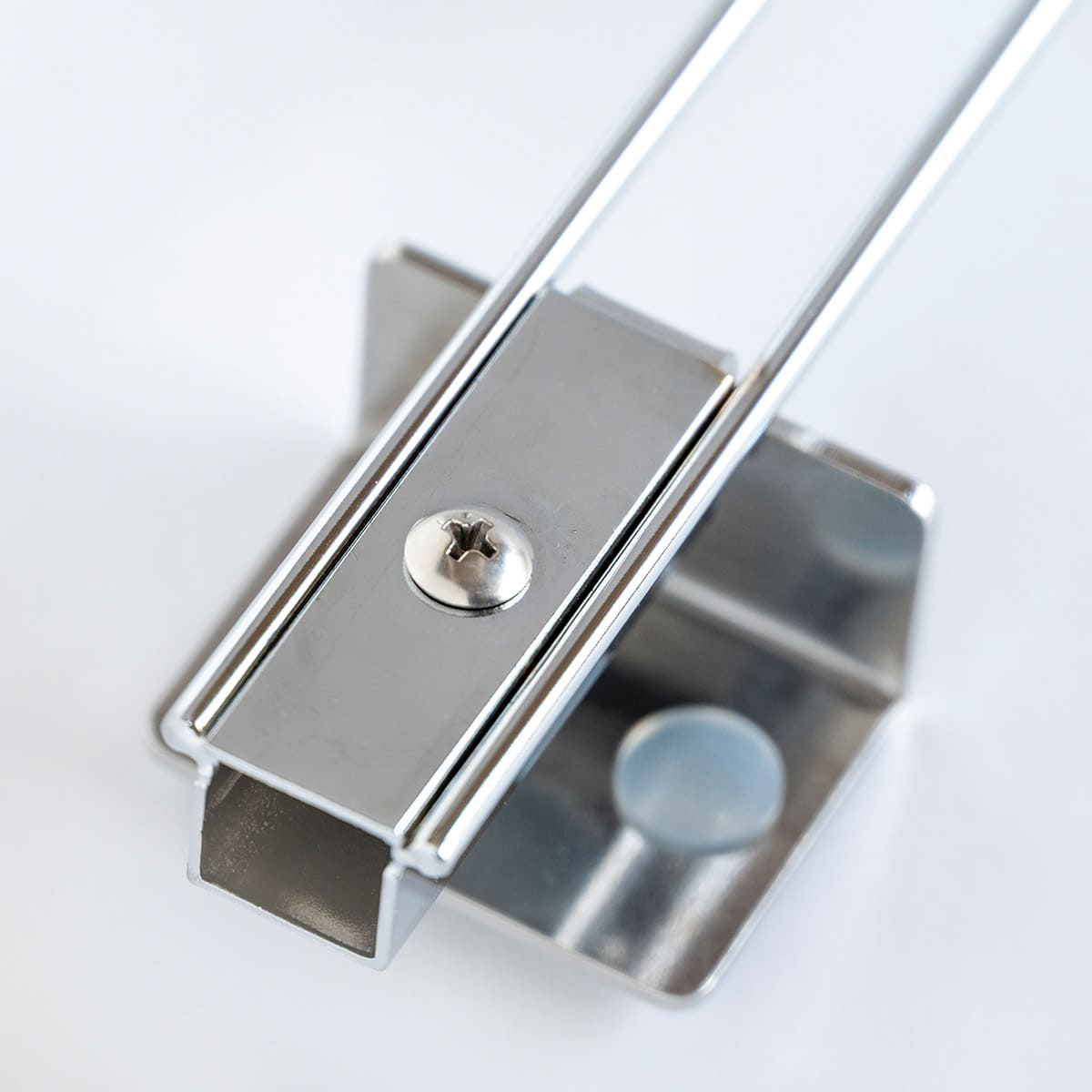 浮いてみえるタオルホルダー ロータイプ