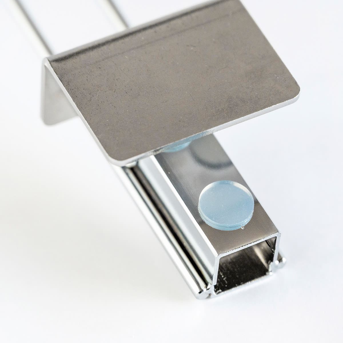 浮いてみえるタオルホルダー ロータイプ