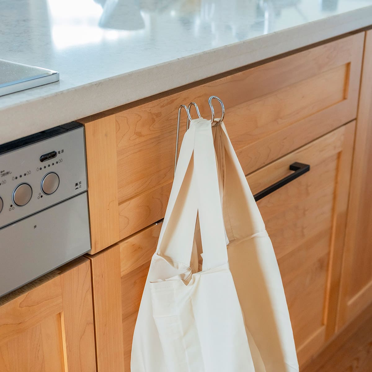 浮いてみえるタオルホルダー ハイタイプ