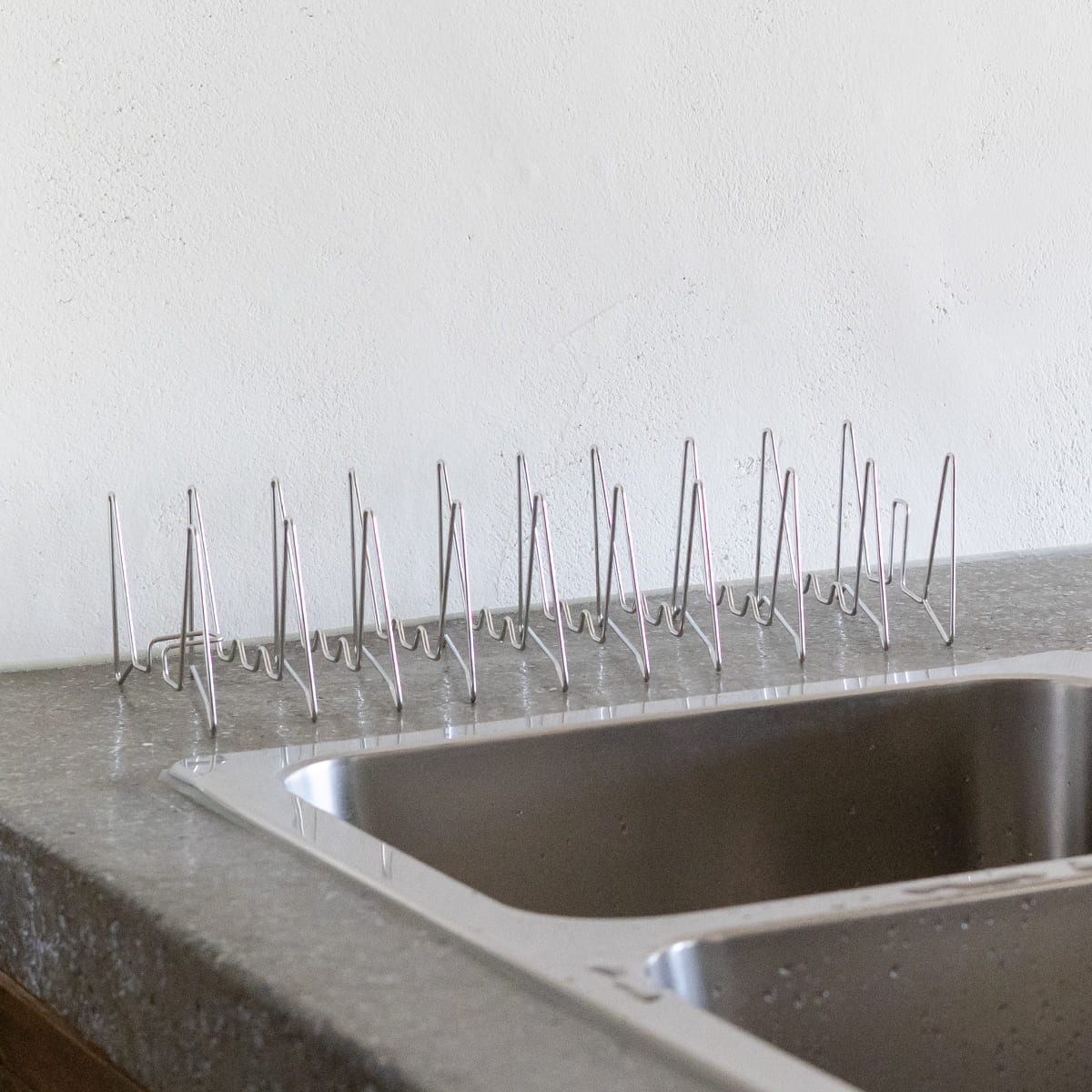 コンパクトになる水切りラック