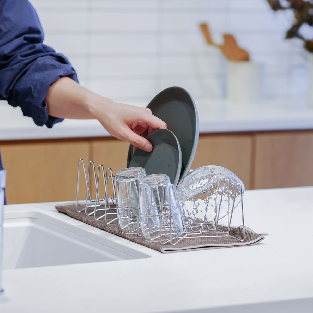 コンパクトになる水切りラック