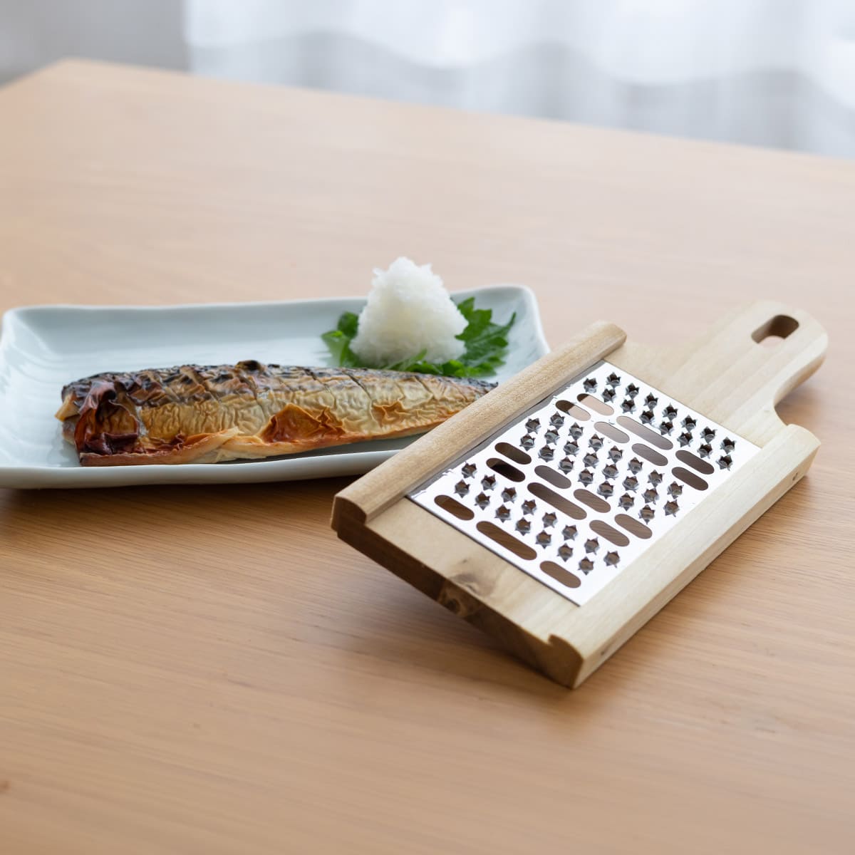 燕三条製 朴の木を使ったおろし器