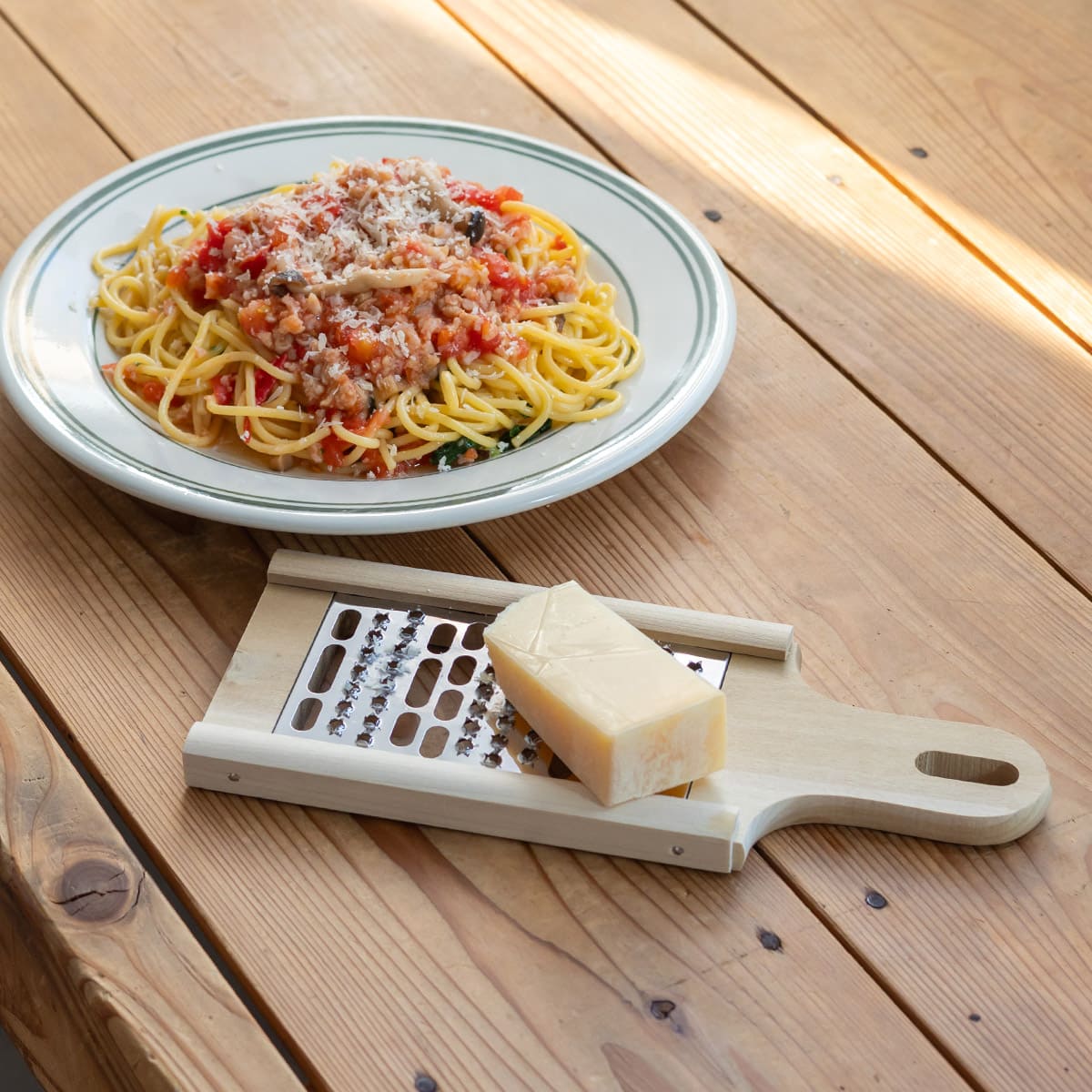 燕三条製 朴の木を使ったおろし器