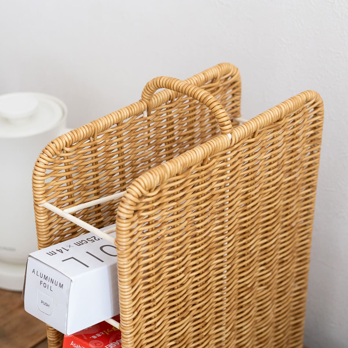 洗えるカゴ ラップストッカー