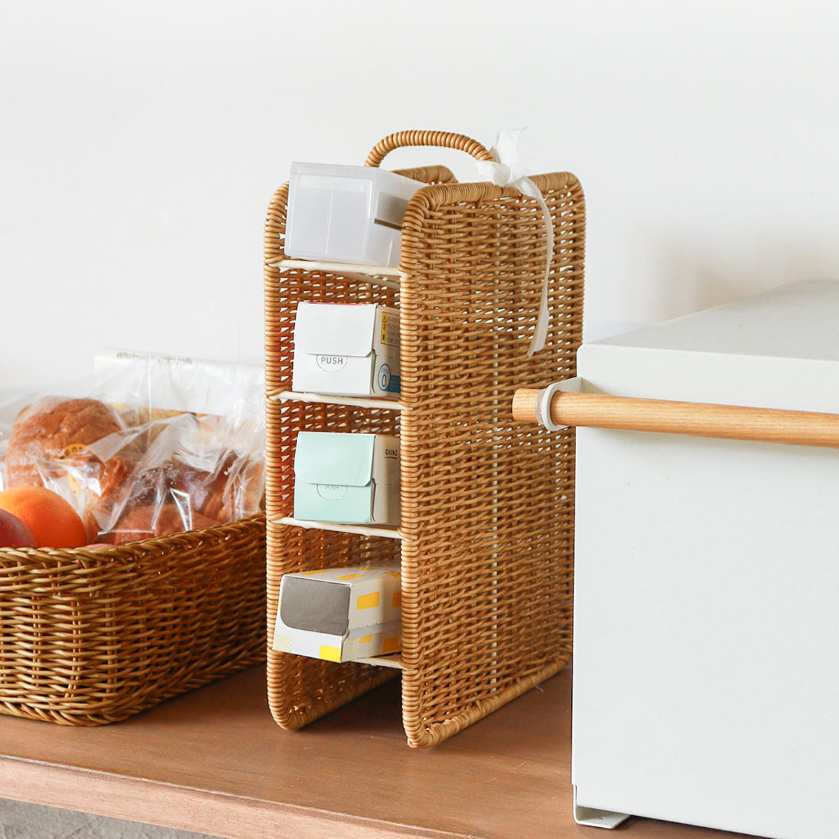 洗えるカゴ ラップストッカー