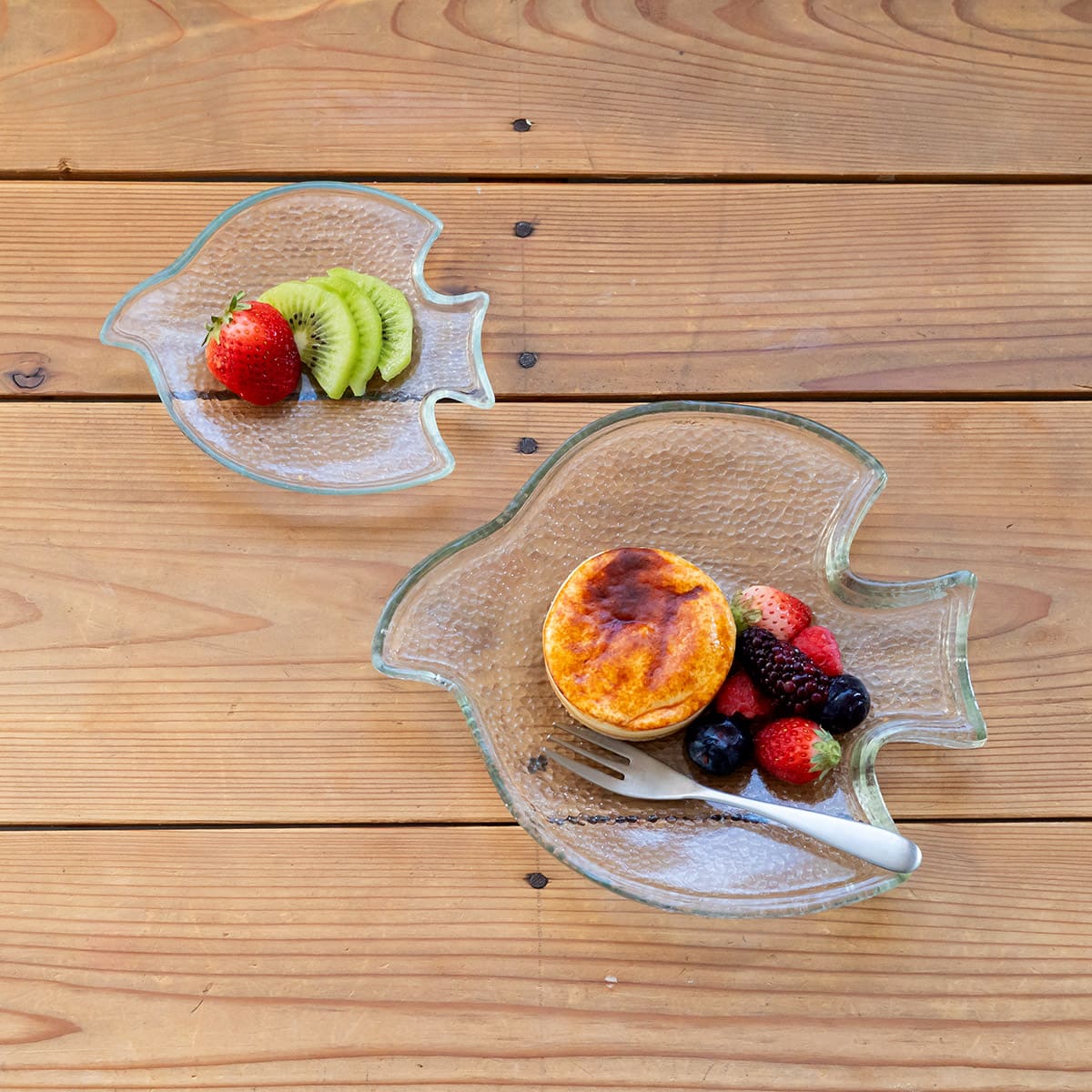 ハンドメイドガラスバードプレート L