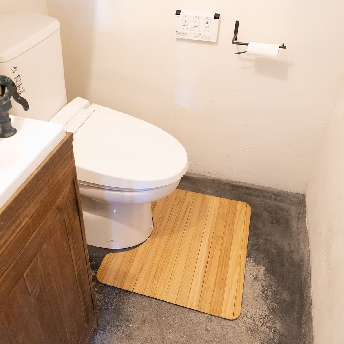 桐製 丸めて収納できる撥水トイレマット 60×55cm