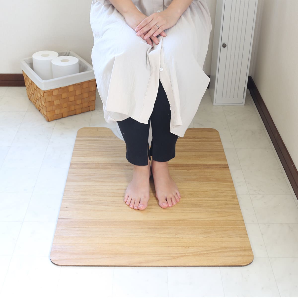 桐製 丸めて収納できる撥水トイレマット 60×80cm