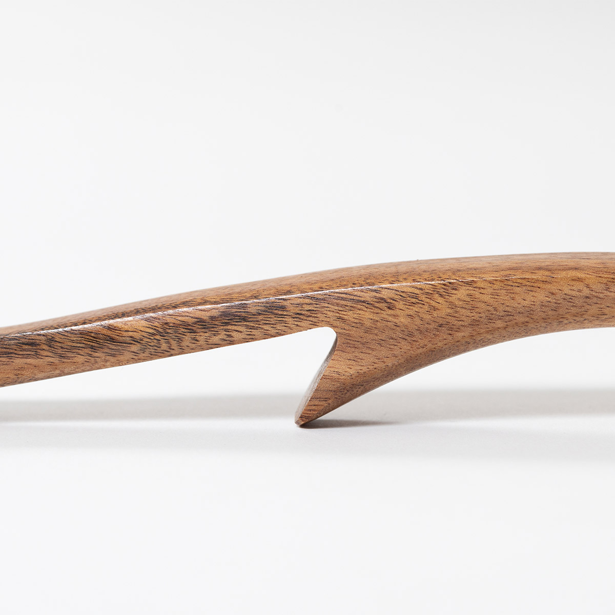 お鍋のフチに引っ掛けられる天然木のお玉 大