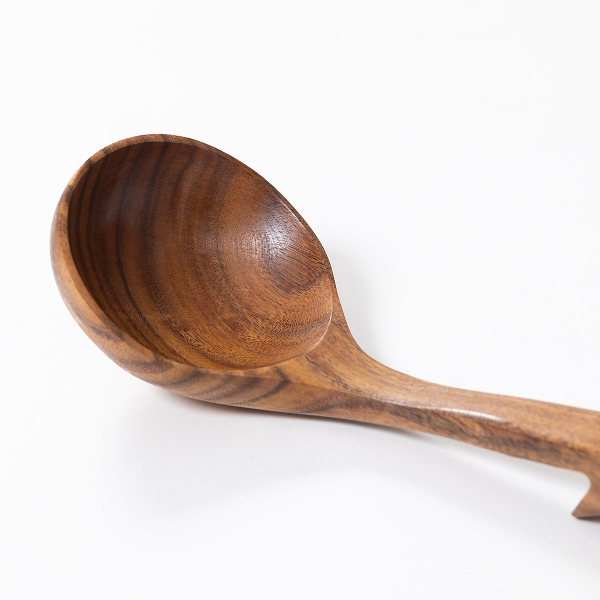 お鍋のフチに引っ掛けられる天然木のお玉 大