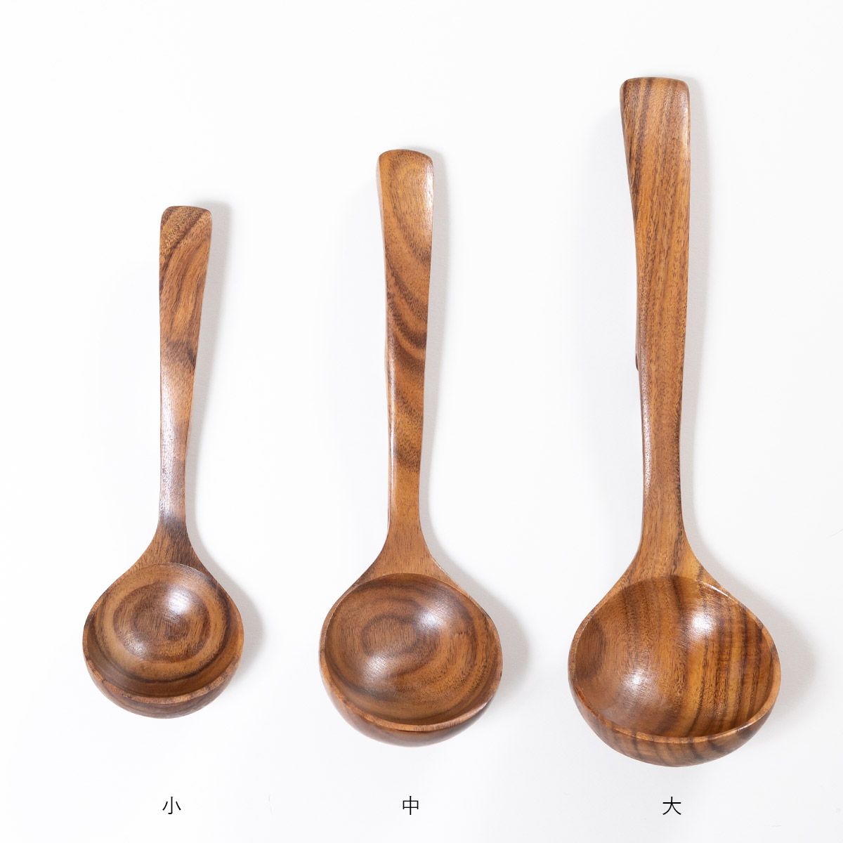 お鍋のフチに引っ掛けられる天然木のお玉 大