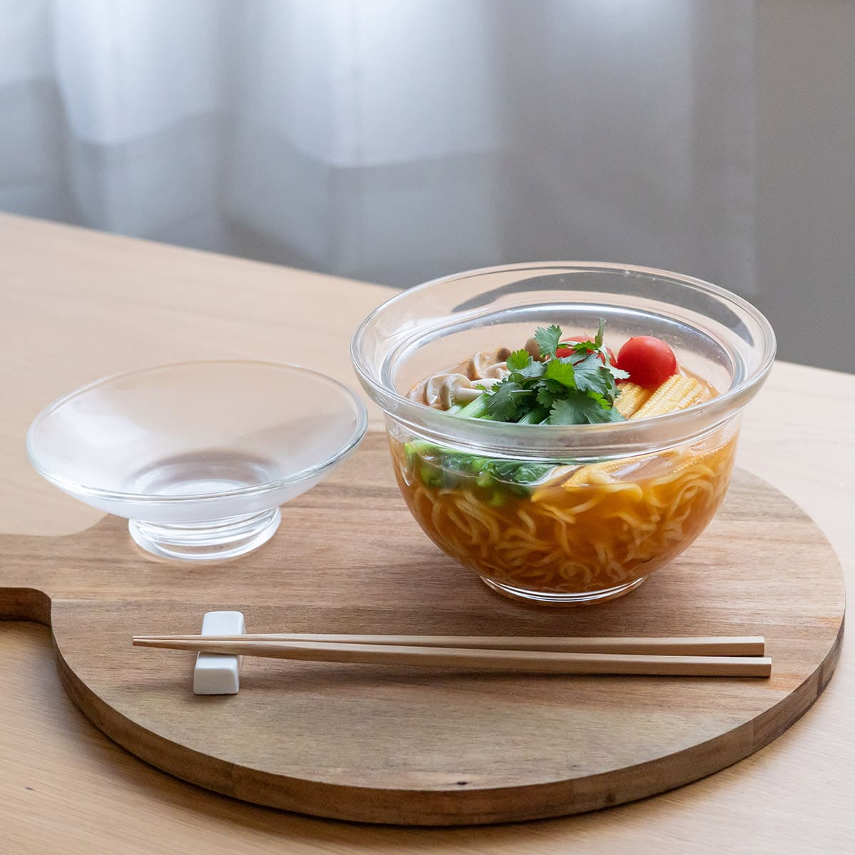 ガラスの丼鉢
