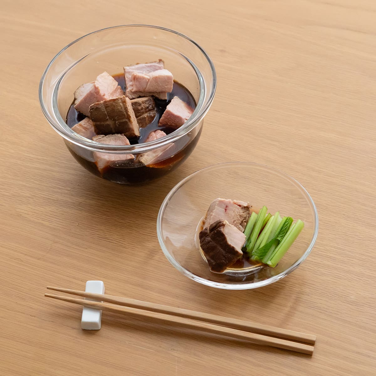 ガラスの丼鉢
