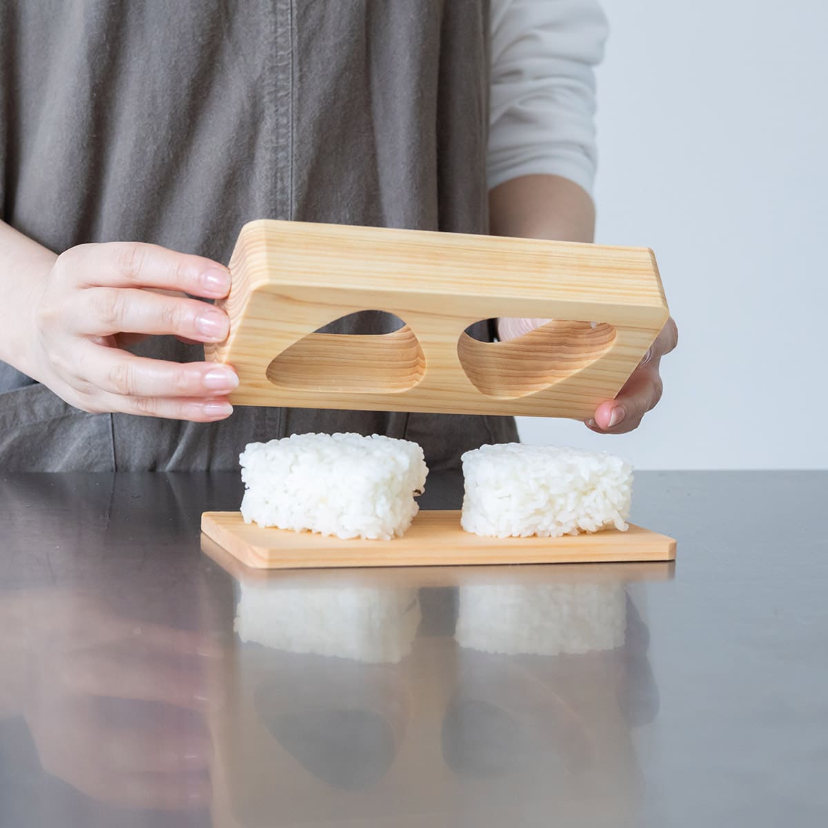 桧のおにぎり抜型 2穴