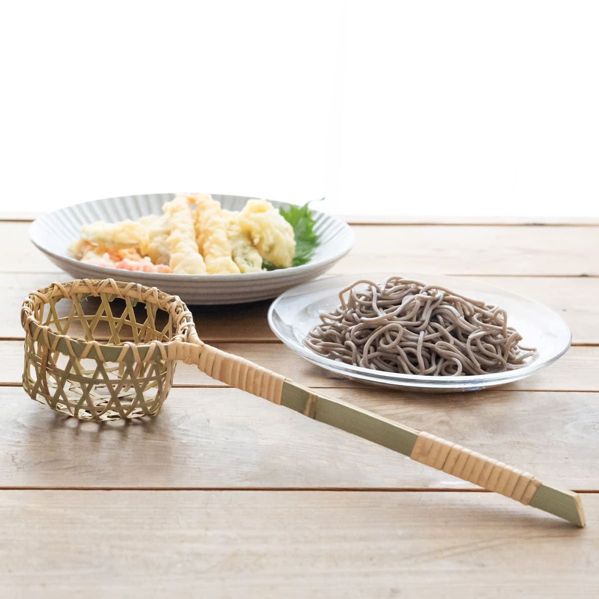 持ち手付き竹かごザル