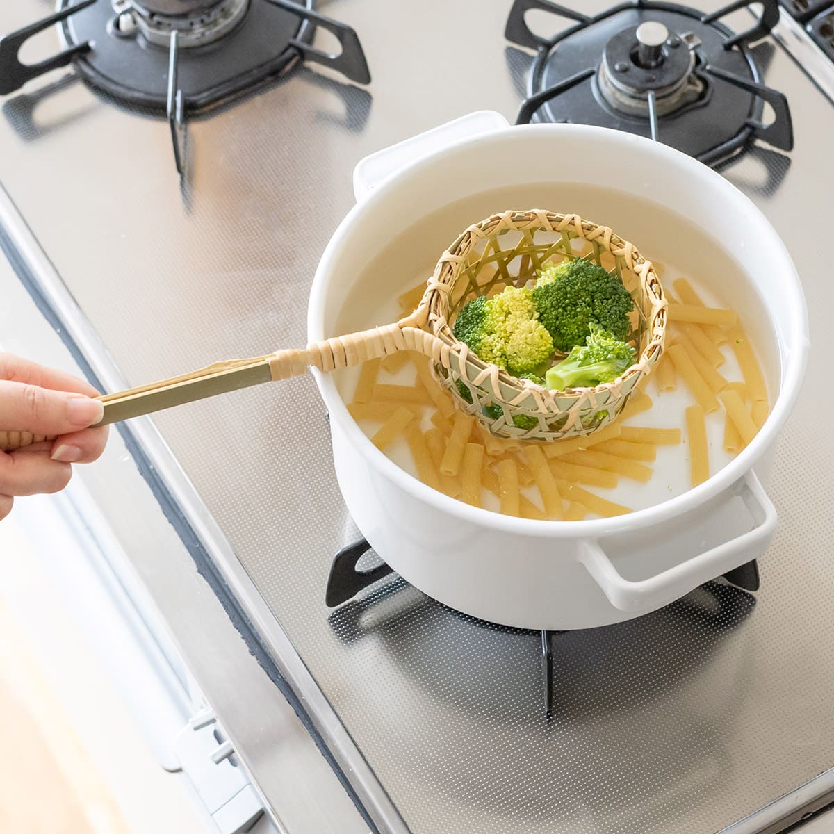 持ち手付き竹かごザル